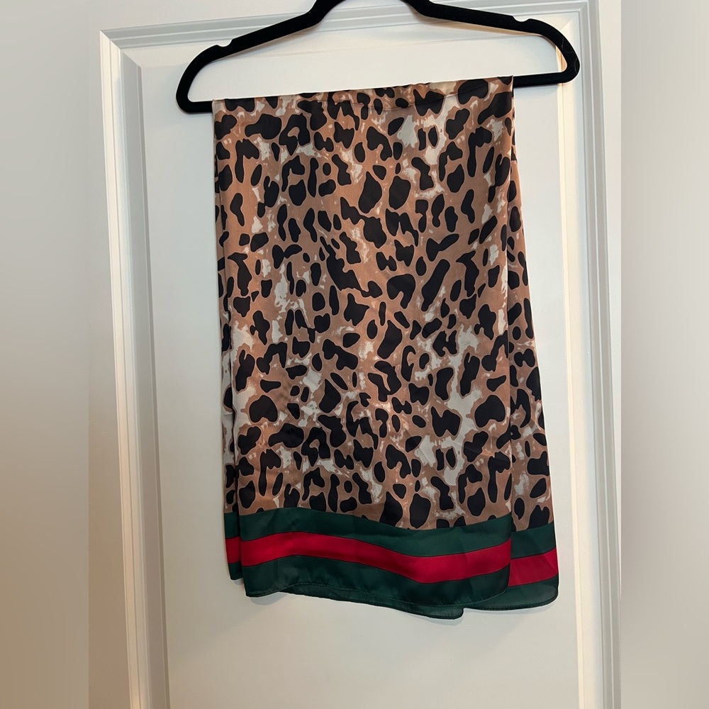 Gorgeous Fashion Scarf